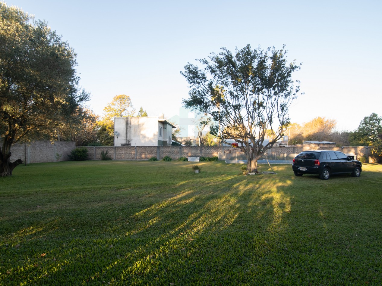 VENTA CASA QUINTA EN RANELAGH CON PARRILLA PARQUE 