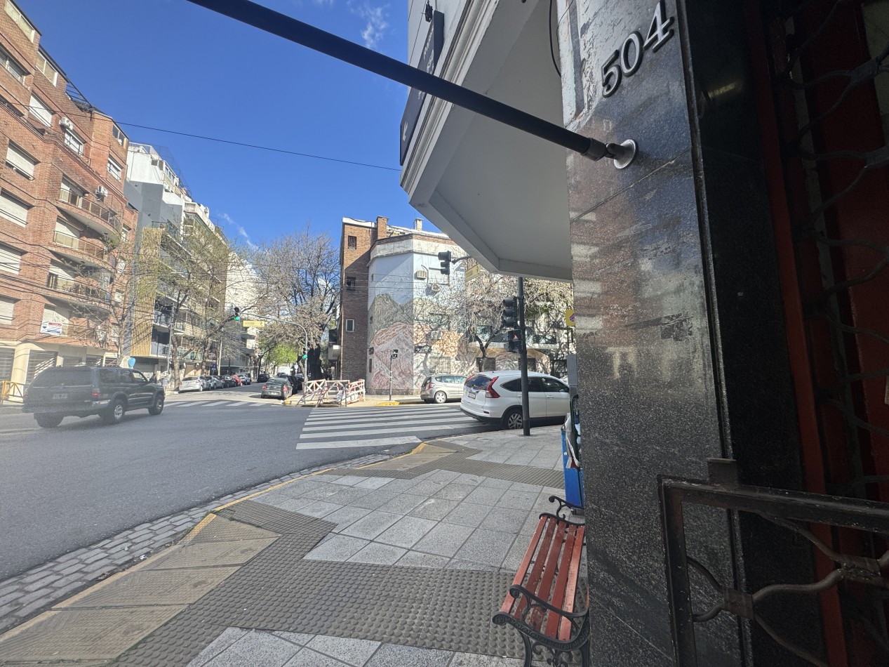 LOCAL EN VENTA CABALLITO