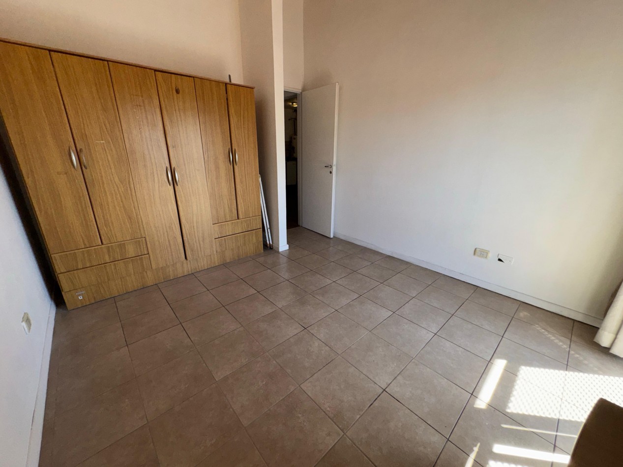 VENTA DEPARTAMENTO CON COCHERA EN EZPELTA