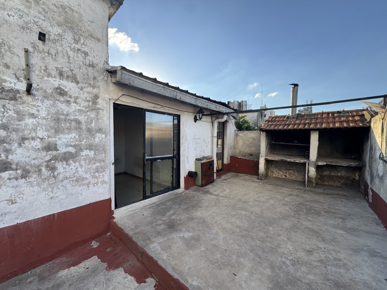 Venta de PH en Constitucion - 4 ambientes y terraza - Sin expensas
