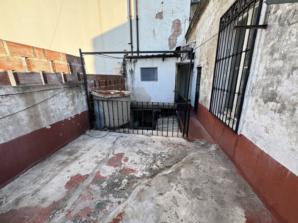 Venta de PH en Constitucion - 4 ambientes y terraza - Sin expensas