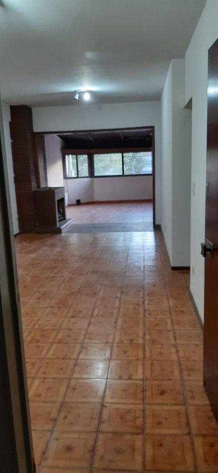 Departamento de 3 dormitorios Av mitre Avellaneda
