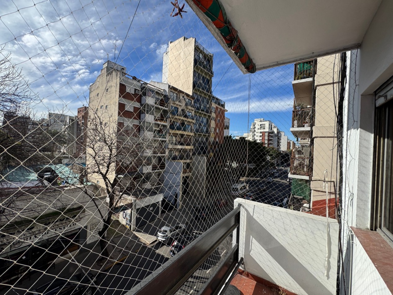 2 AMBIENTES AL FRENTE CON BALCON | MUY LUMINOSO | CABALLITO