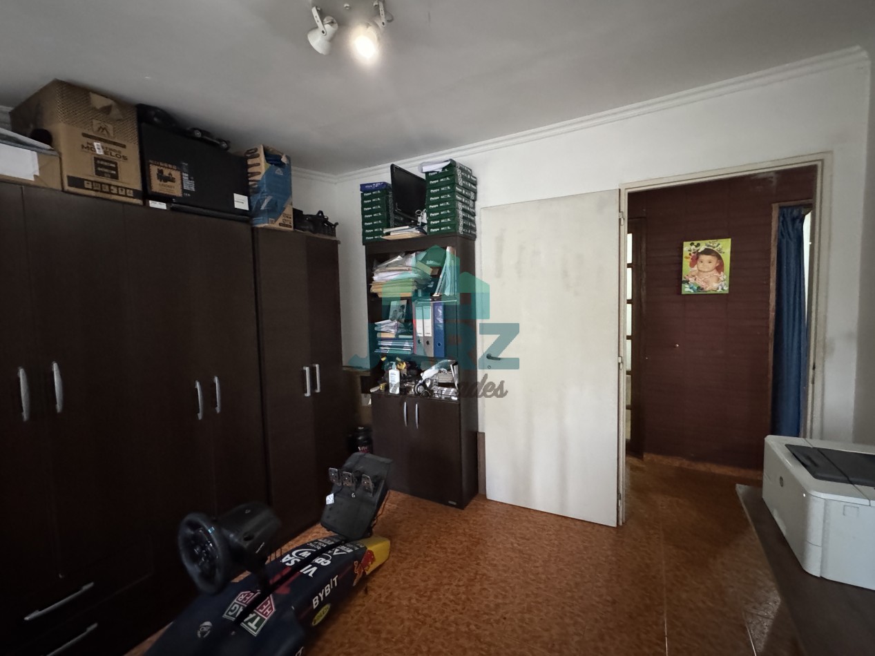 RETASADO!! Departamento de 3 dormitorios Av mitre Avellaneda