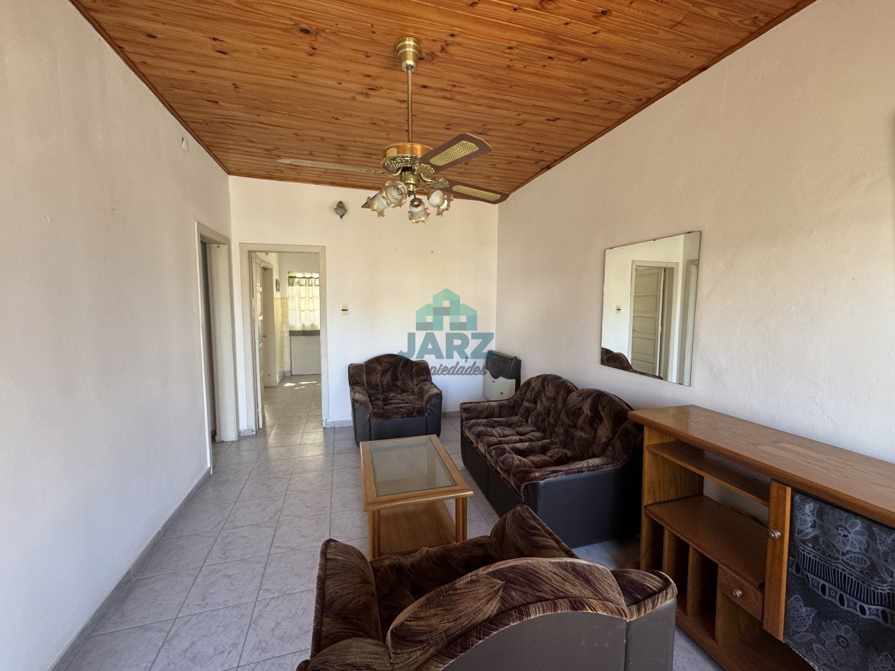 VENTA EN QUILMES - DOS CASA EN UN MISMO LOTE 